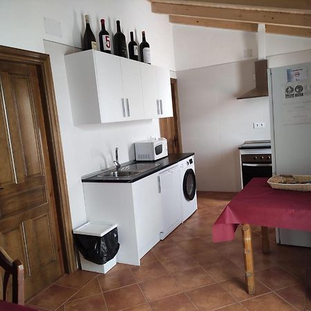 Apartamentos Turisticos Los Abuelos Montemayor de Pililla Esterno foto