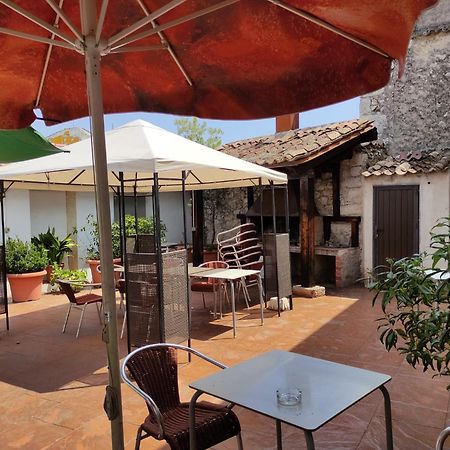 Apartamentos Turisticos Los Abuelos Montemayor de Pililla Esterno foto