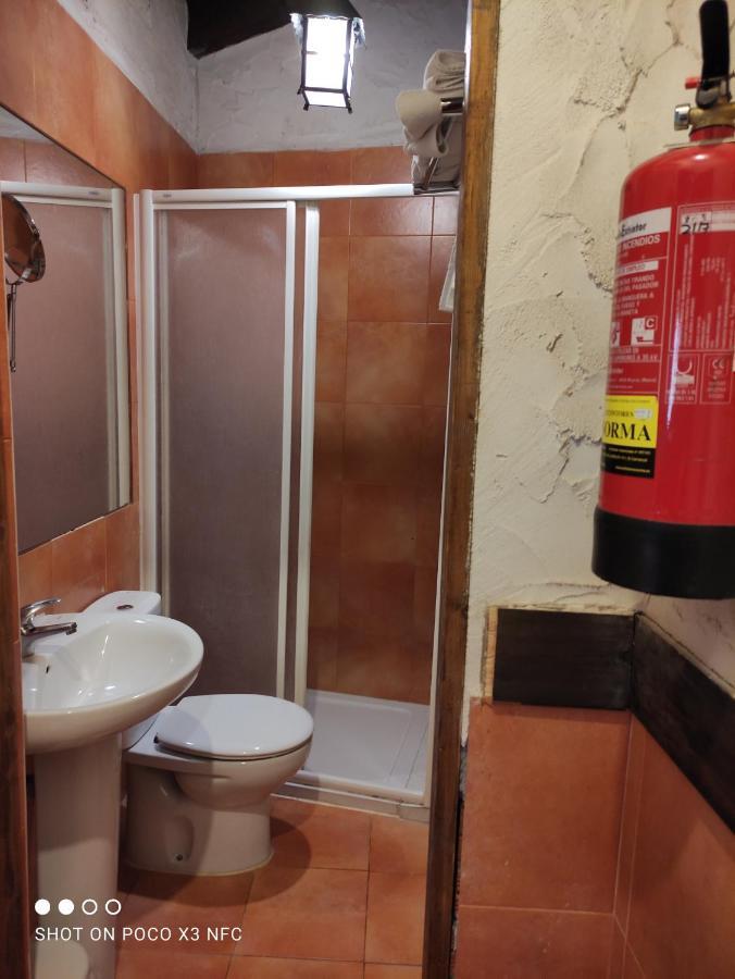 Apartamentos Turisticos Los Abuelos Montemayor de Pililla Esterno foto